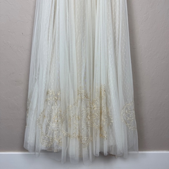 NATAYA Vintage Garden Party Gown in Ivory 40823 - Picture 13 of 16